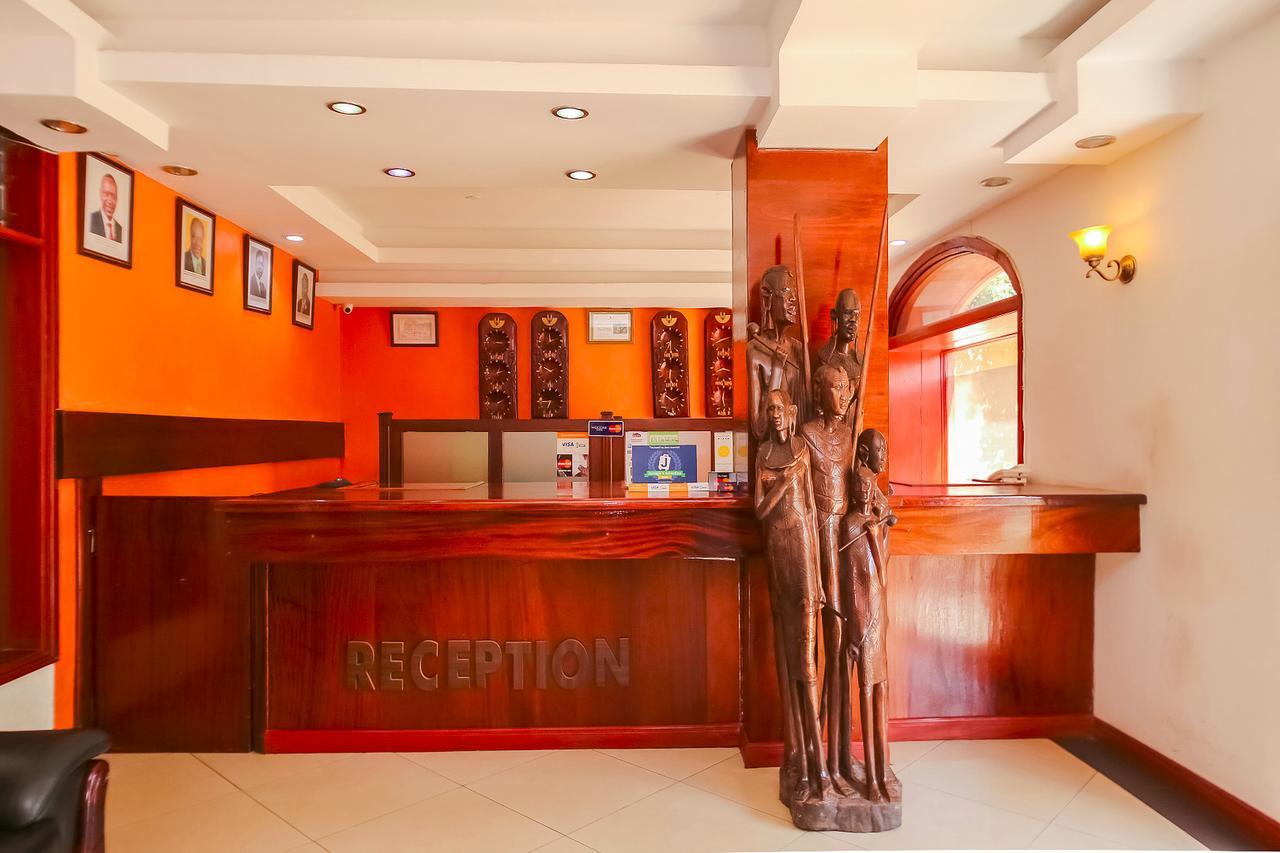 Nairobi Upperhill Hotel Exterior photo